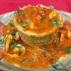 Mofongo de Camarón con salsa criolla